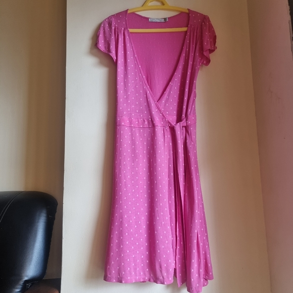 Zara Pink polka dots Mini Wrap Dress. - Picture 5 of 12